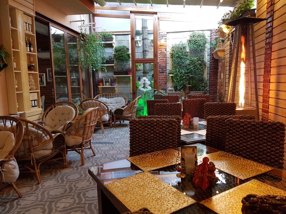 Lombardi Family Hotel Rusçuk Dış mekan fotoğraf