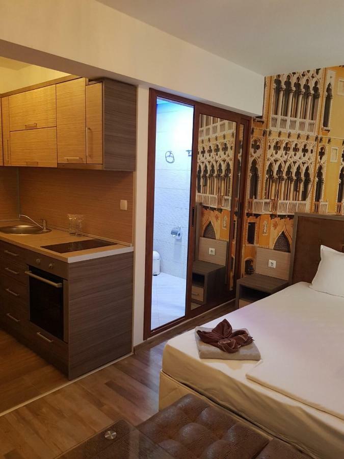 Lombardi Family Hotel Rusçuk Dış mekan fotoğraf